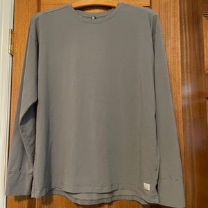 Vuori Womens Long-Sleeve Feather Tee Sz XS EUC